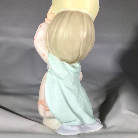 PRECIOUS MOMENTS “Mom you’re a Royal Gem” 1999 - Picture 9 of 14